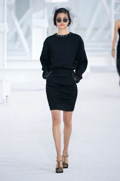 Look 48